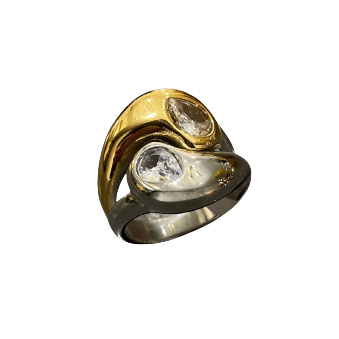 Yin Yang Ring