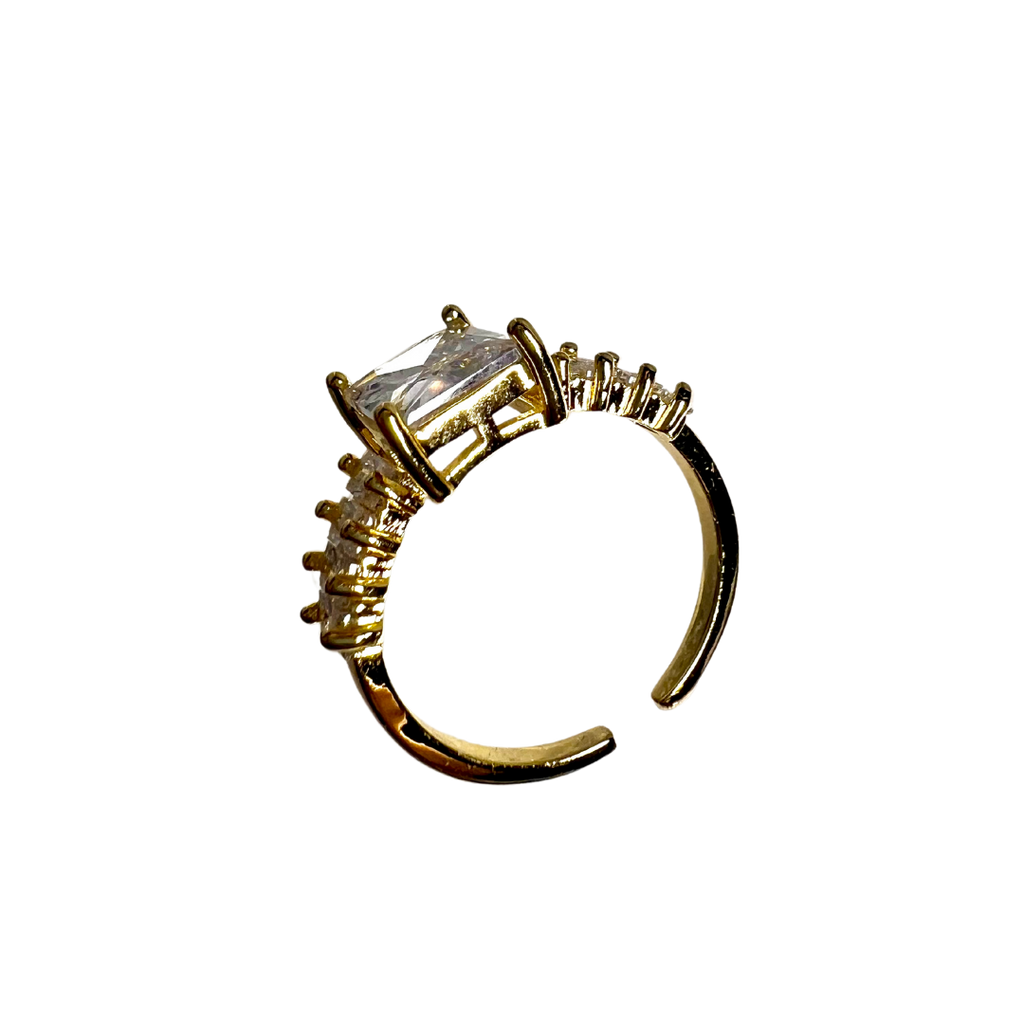 Retangular Gem Gold Ring